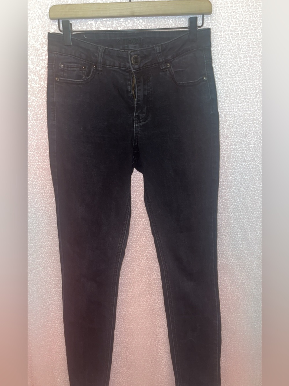 Women’s Black high rise Skinny Jeans - Picture 2 of 4